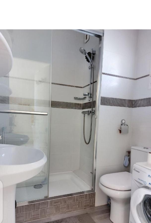 Appartement Tres Agreable Frejus Exterior photo